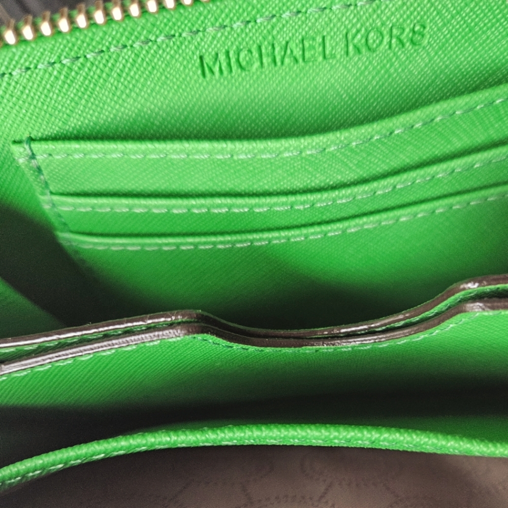 MICHAEL KORS jet set wristlet wallet EC - Picture 5 of 11